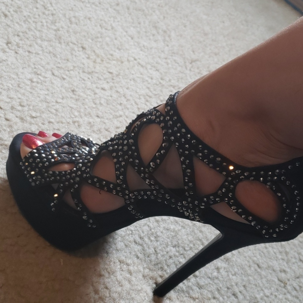 Open Toe Black High Heels w/ Rhinestones - Picture 5 of 5